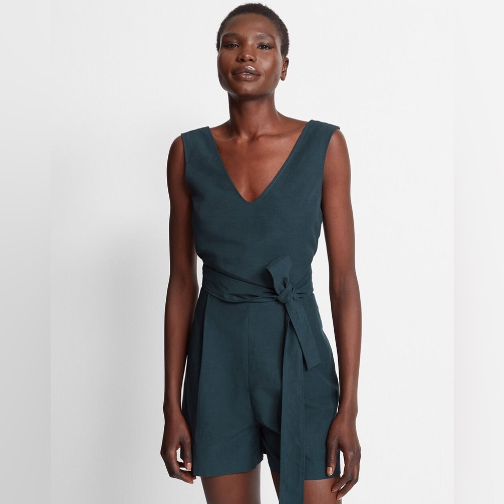 NWOT club Monaco madria romper size 6 forest green